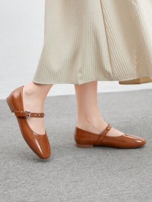 brown leather mary jane flats square toe studded straps, vintage fashion comfortable shoes